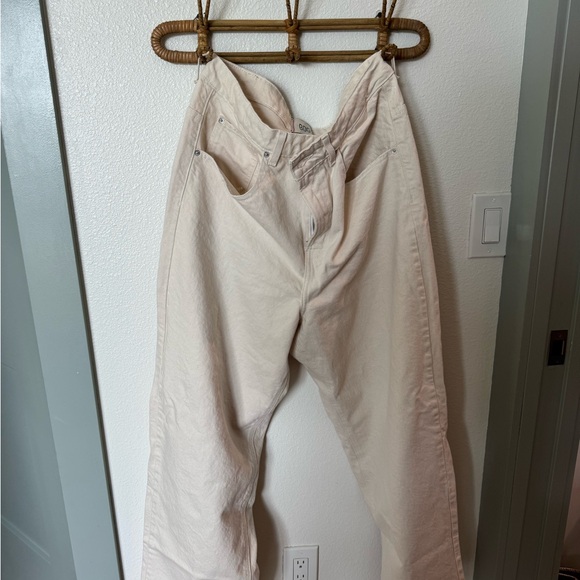 BDG Denim - BDG Women’s Casual tapered baggy in Light Beige